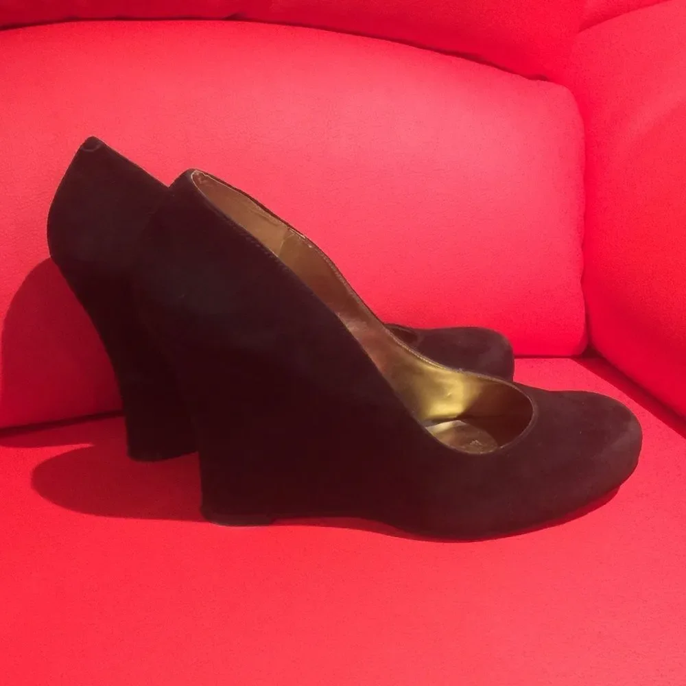 Black platform wedges